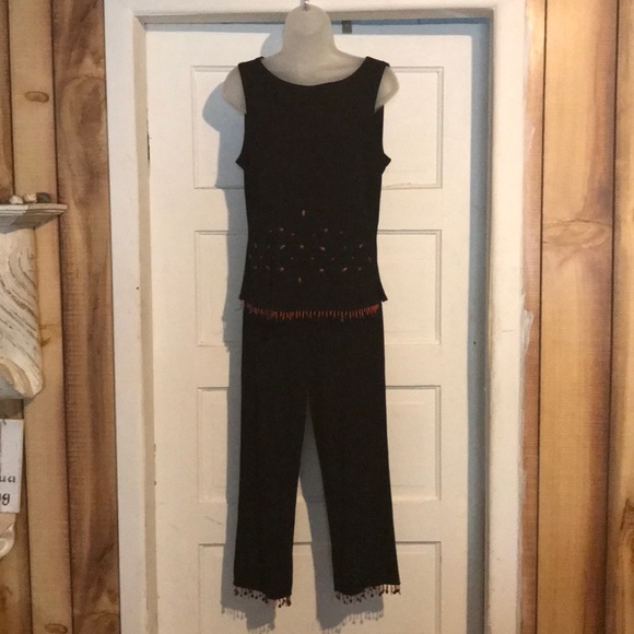 Chadwick’s Tank Capri 2 piece beaded outfit, small - Picture 1 of 4